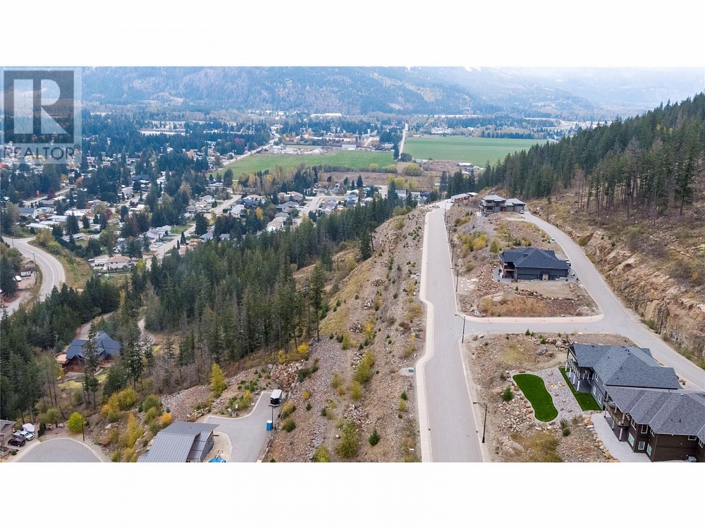 270 Bayview Drive Sicamous Photo 12